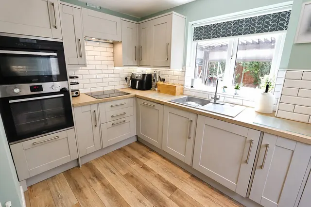Photo 2 — St Catherines Road, Kettering, NN15