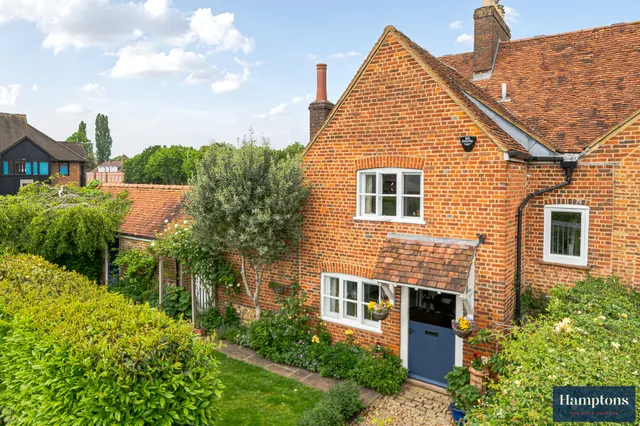 Bury Farm, Amersham, HP7, photo 1