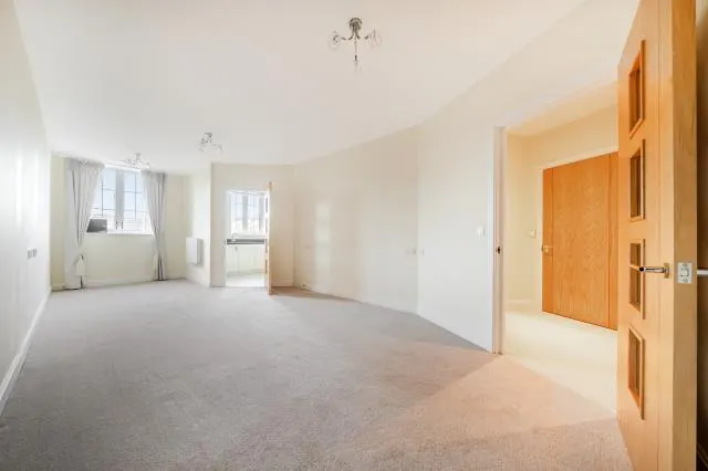 Watson Place, Chipping Norton, OX7, photo 2