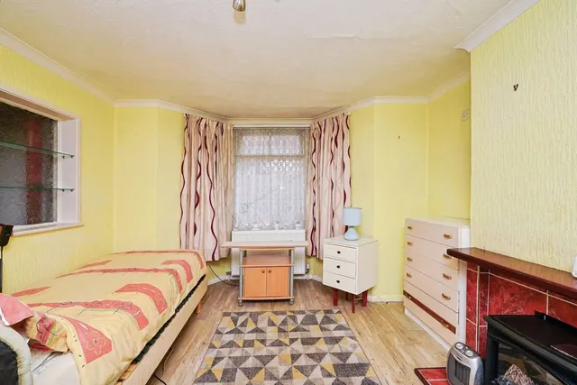 Bradstone Road, Folkestone, CT20, photo 2