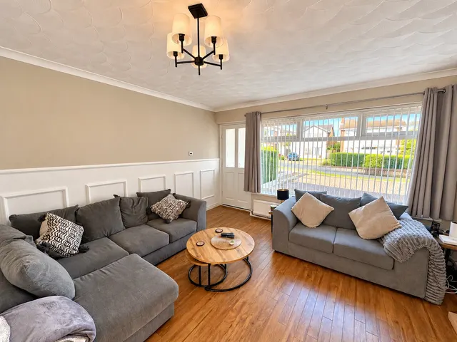 Chipping Avenue, Southport, PR8, photo 3