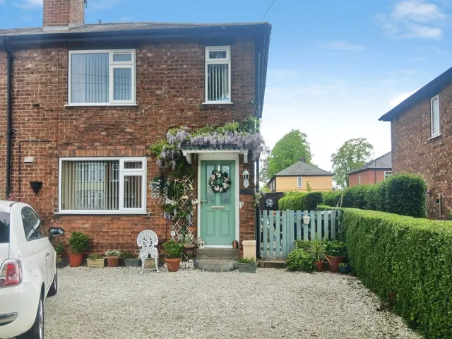 Central Avenue, BEVERLEY, photo 1