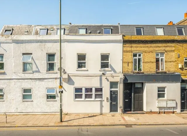Kingston Road, Wimbledon, SW19, photo 1