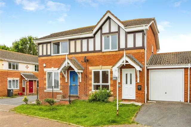 Trentham Close, Paignton, TQ3, photo 1