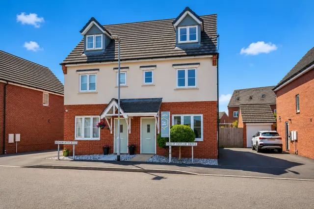 Philip Taylor Drive, Crewe, photo 1