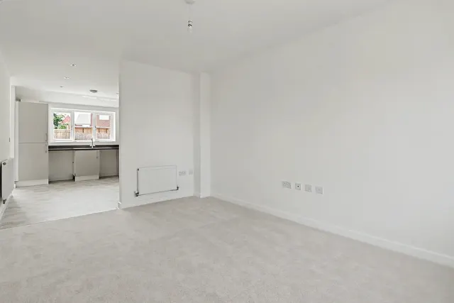 Philip Taylor Drive, Crewe, photo 2