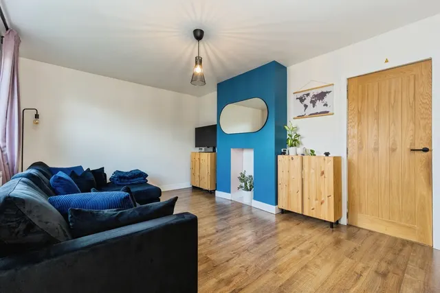 Princess Road, Chorlton, M21, photo 3