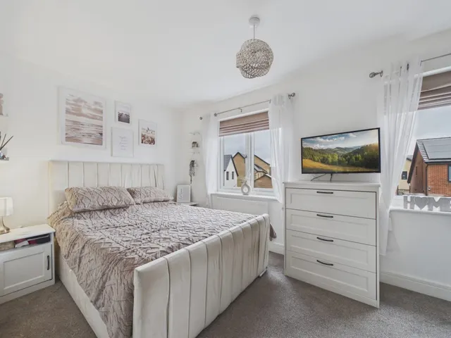 Hawes Way, Waverley, photo 1