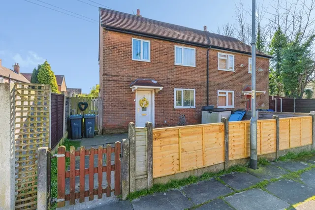 Kinsale Walk, Manchester, Greater Manchester, M23, photo 1