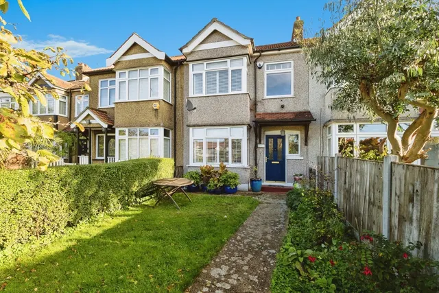 Great Gardens Road, Hornchurch, RM11, photo 1