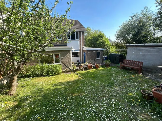 Carreg Y Gad Estate, Ffordd Penmynydd, LL61, photo 2