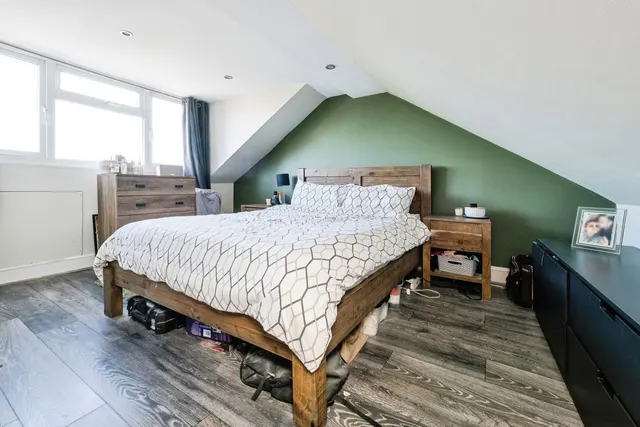 Leigh Road, East Ham, London, E6, photo 1
