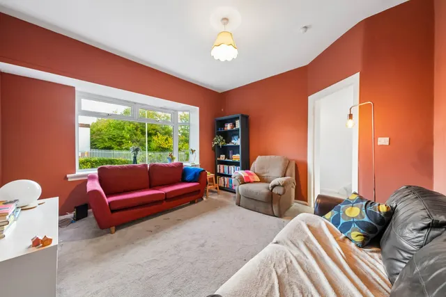 Orchard Park Avenue, Giffnock, G46, photo 3