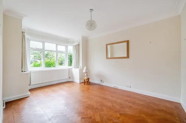 Photo 3 — Medina Avenue, Esher, KT10