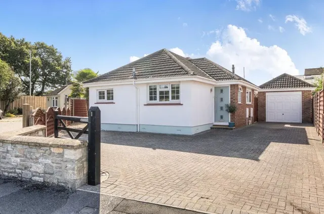 Sunnymede Road, Nailsea, BS48, photo 1