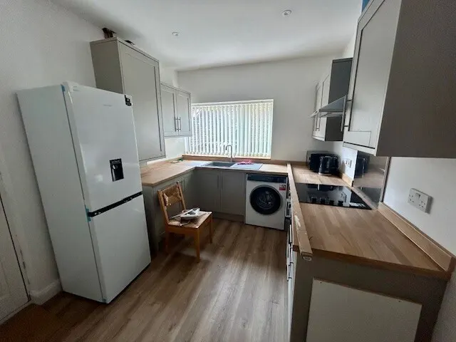 Astonwood Road, Birkenhead, CH42, photo 3