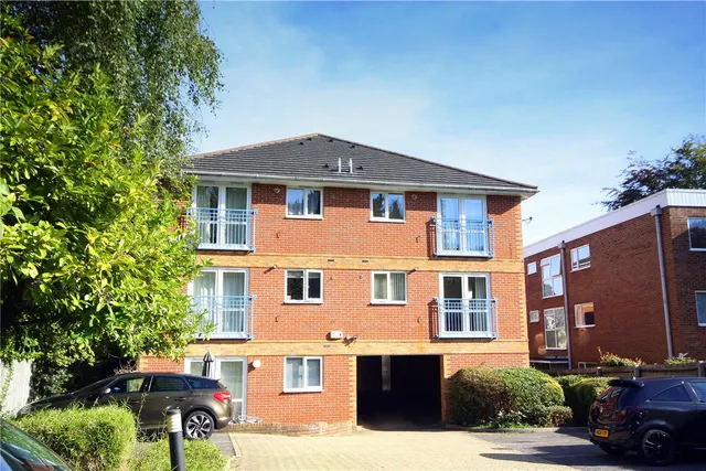 Surrey Road, Poole, BH12, photo 1