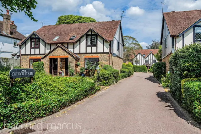 Monks Walk, Reigate, photo 1