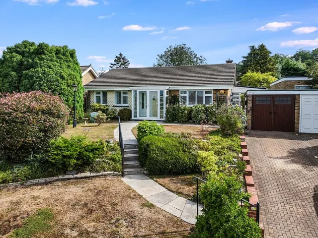 The Heights, Danbury, Chelmsford, Essex, CM3 4AG, photo 1