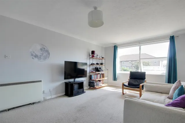 Photo 2 — Boundary Road, Worthing