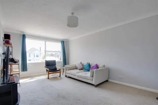 Photo 3 — Boundary Road, Worthing