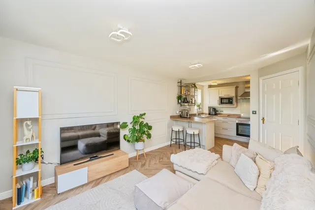 Meadowbank, Tamworth, B78, photo 3