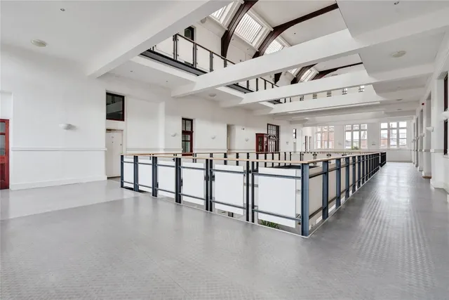 Great Moor Street, Bolton, BL1, photo 2