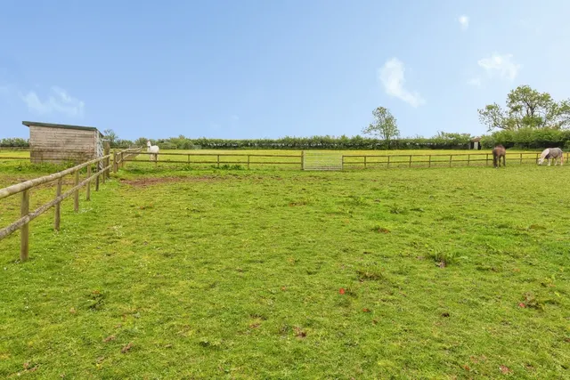 Broadlay, Ferryside, SA17, photo 2