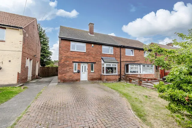 Axwell Drive, Blyth, photo 1