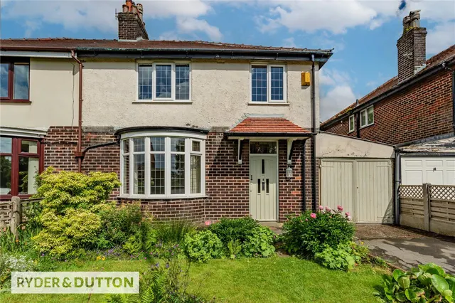 3 bedroom house, Middleton Road, Heywood, OL10
