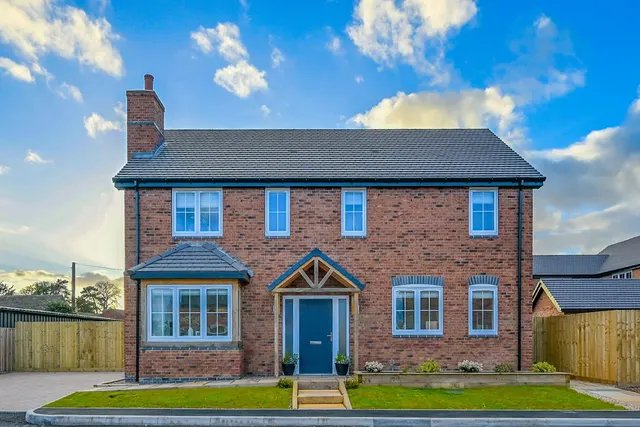 The Hawthorns, Scropton, Derby, photo 1