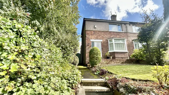 Walverden Road, Nelson, BB9, photo 1