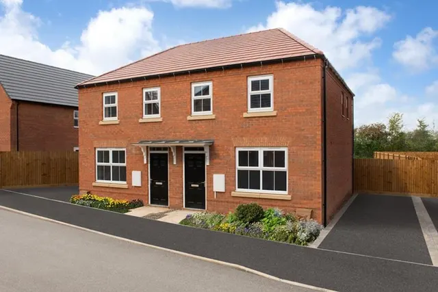 Queens Manor, Barkby Road, LE7, photo 1