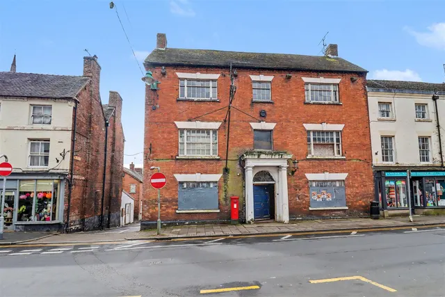 High Street, Cheadle, ST10, photo 2