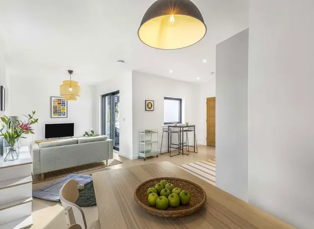 Inglemere Road, Tooting, CR4, photo 1