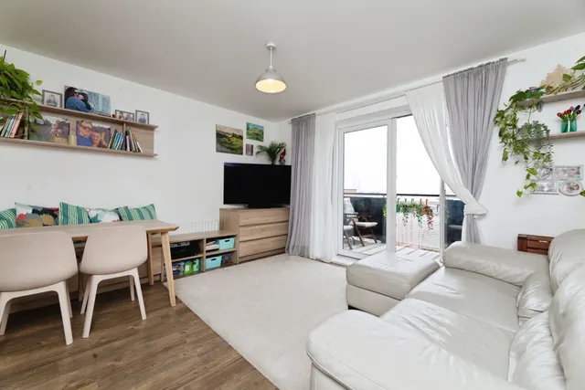 Sackett Road, Barking, IG11, photo 1