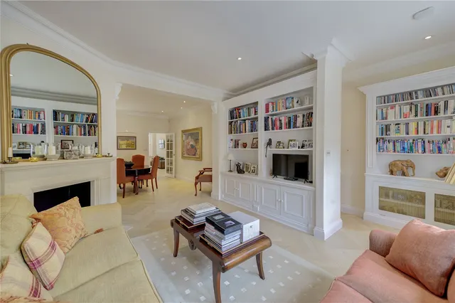 Balfour Mews, Mayfair, W1K, photo 3