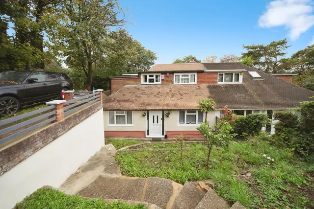 Hart Hill Lane, Luton, LU2, photo 1