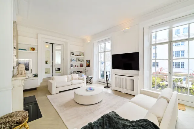 Eaton Place, SW1X, photo 1