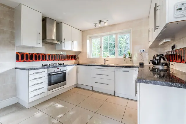 Adel Park Close, Adel, LS16, photo 3