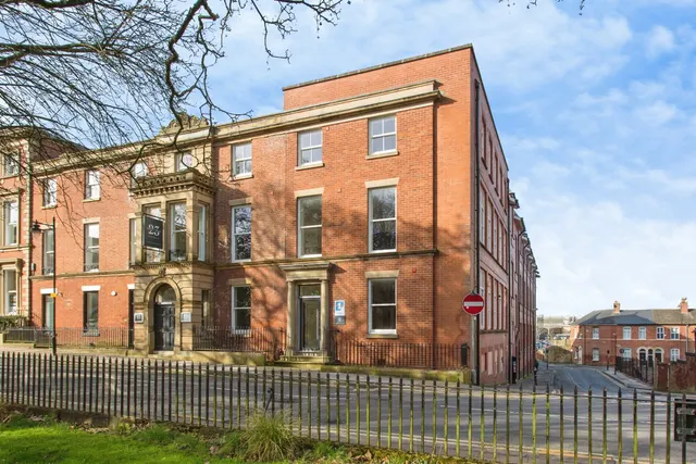 1 bedroom flat, Winckley Square, Preston, PR1