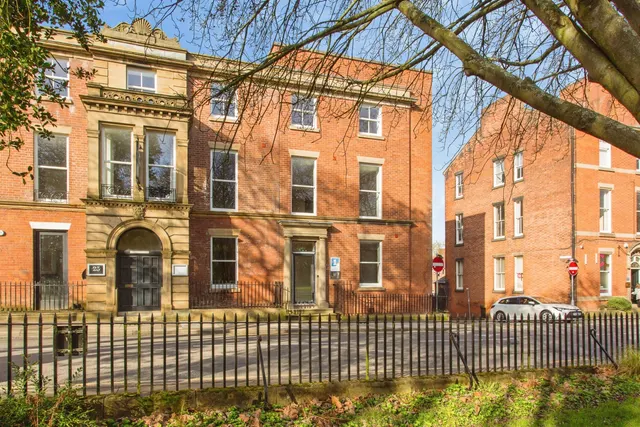 Winckley Square, Preston, PR1, photo 2