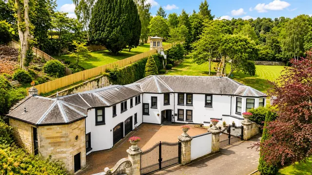Crossford, Clyde Valley, Carluke, Lanarkshire, ML8 5PY, photo 1