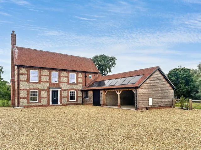 Chapel Lane, Bishopstone, Salisbury, Wiltshire, SP5 4BT, photo 1