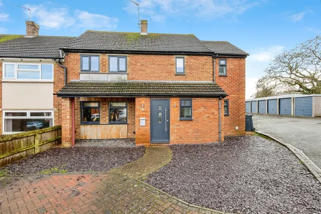 Orchard Close, Wootton, Northampton, Northamptonshire, NN4, photo 1