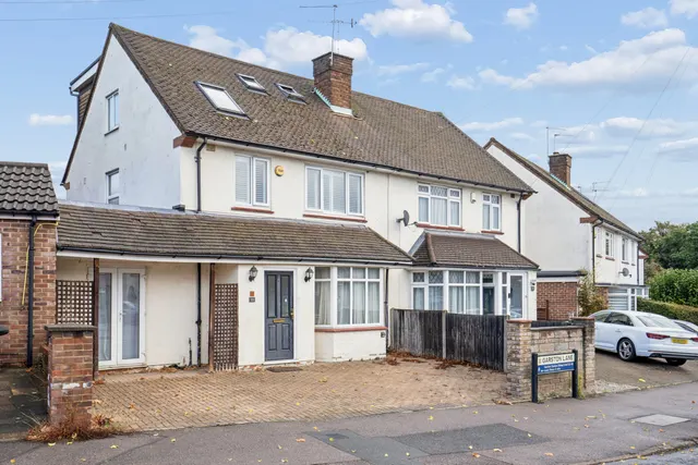 Garston Lane, Watford, WD25, photo 1