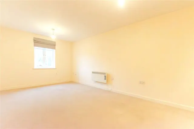 Whinbush Road, Hitchin, SG5, photo 3