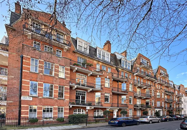 Emery Hill Street, London, SW1P, photo 1