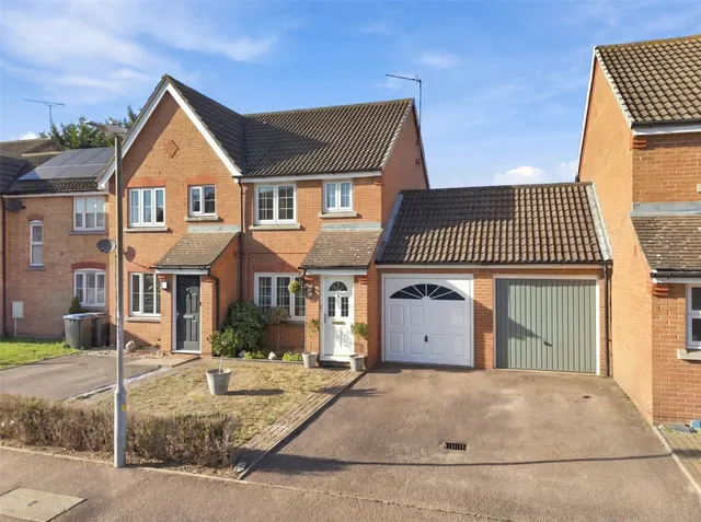 with 2 bedrooms in Church Langley, Harlow, CM17, photo 1