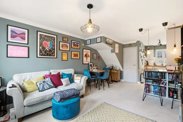 Kingfisher Close, Wheathampstead, AL4, photo 2